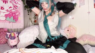 Anal Creampie With Dildo Cosplay Hatsune Miku