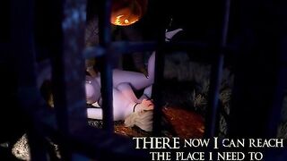 Straw Man - Pumpkin head monster pounds pussy of blonde girl in the garden