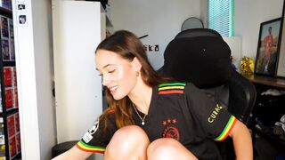 PORN REACTS: TOMB RAIDER, NIER, OVERWATCH COMPILATION